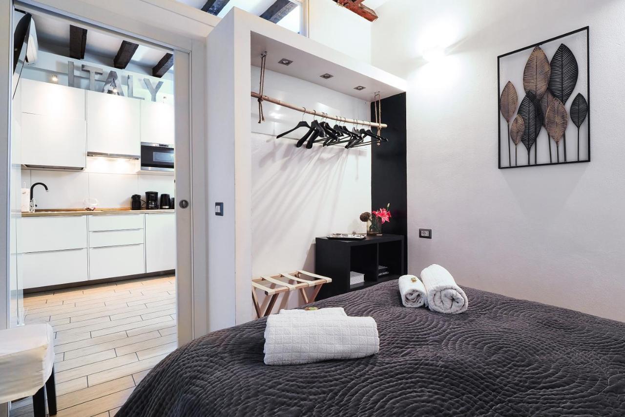 Centro Storico, Darsena E Duomo - Corso Genova - Italy Flat Vacation Apartment Milano Ngoại thất bức ảnh