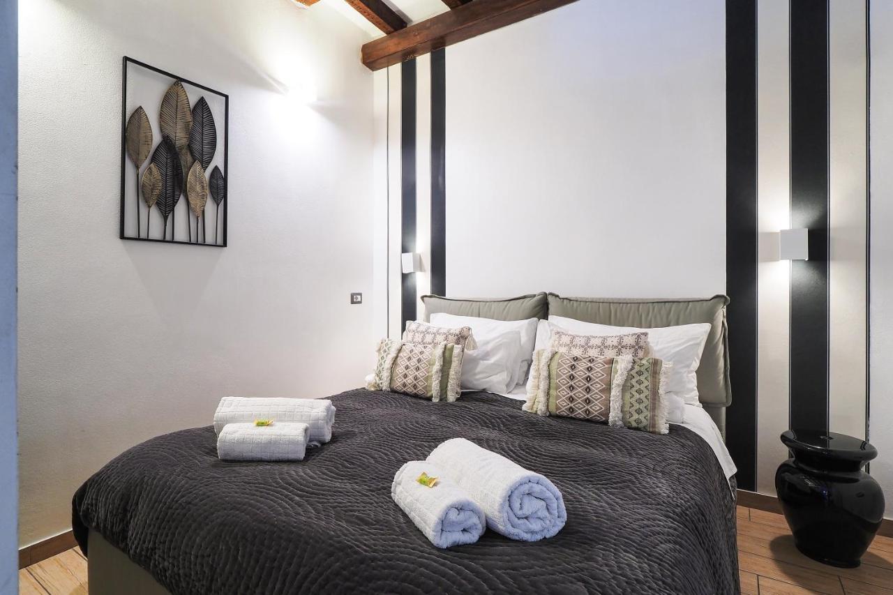 Centro Storico, Darsena E Duomo - Corso Genova - Italy Flat Vacation Apartment Milano Ngoại thất bức ảnh